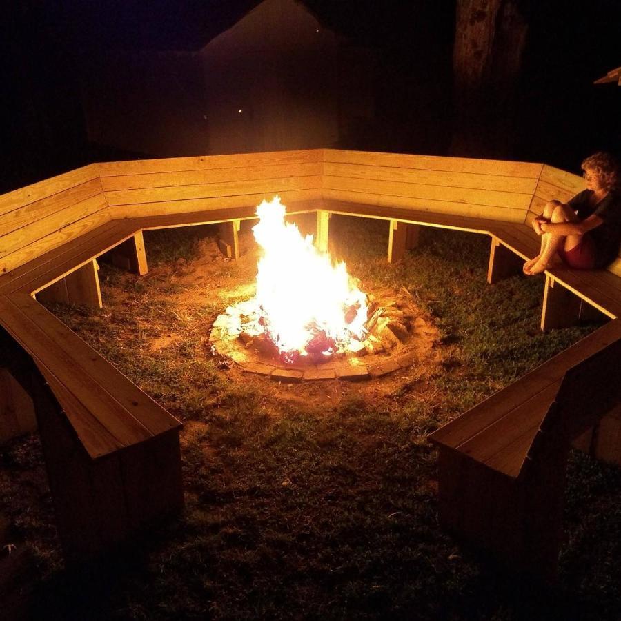 Lost River Hostel French Lick Esterno foto